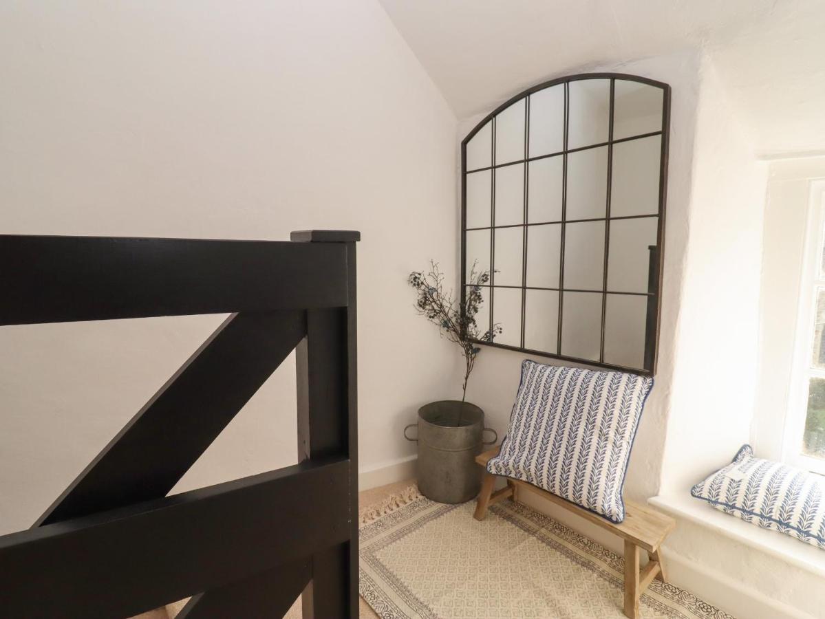 Hobbes Cottage 马姆斯伯里 外观 照片