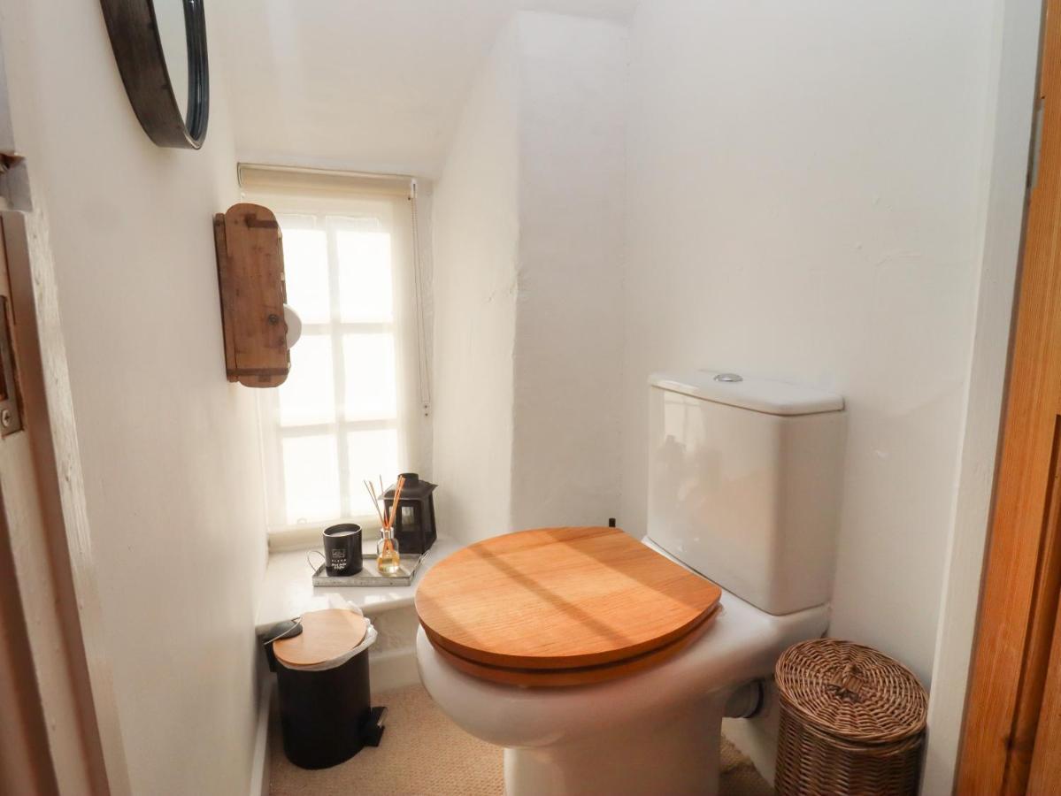 Hobbes Cottage 马姆斯伯里 外观 照片